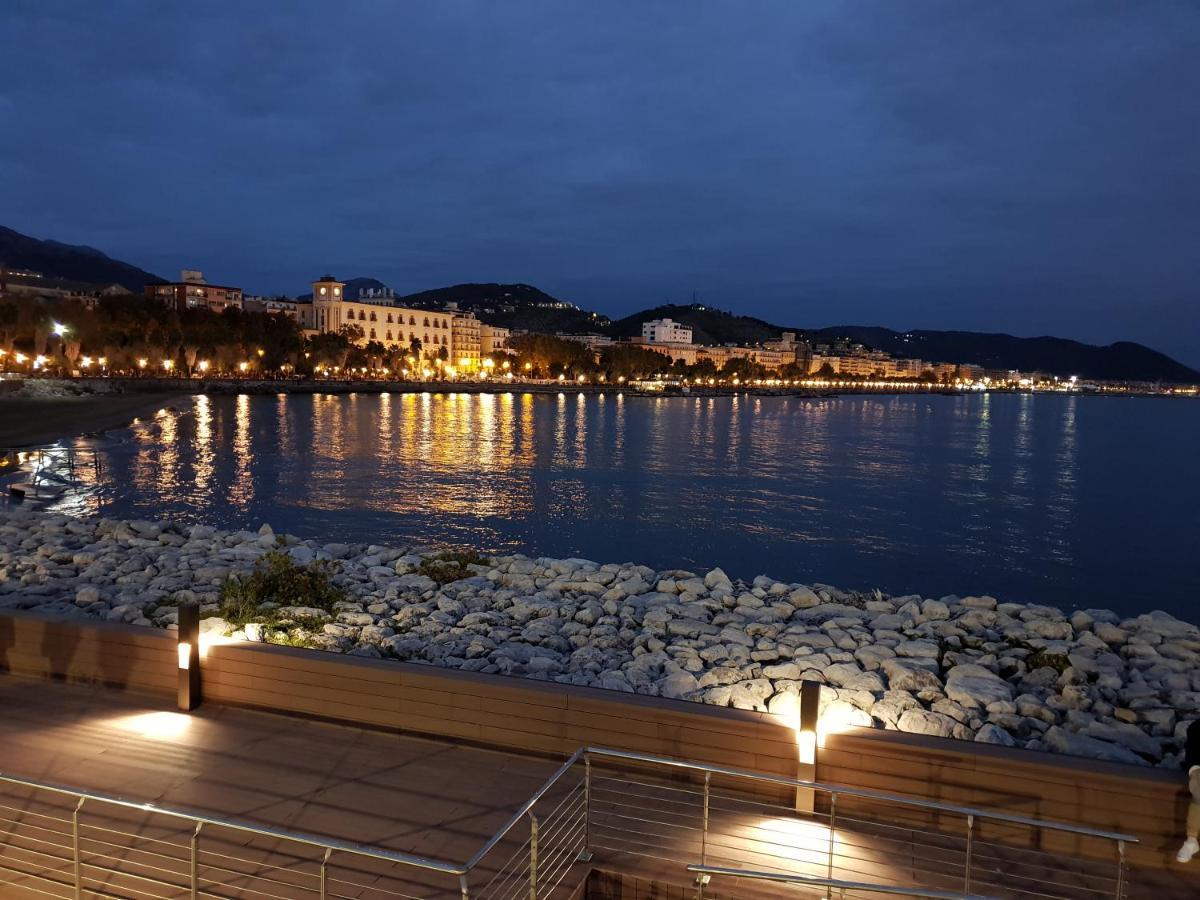 Il Rubino Holiday House Salerno Exterior foto